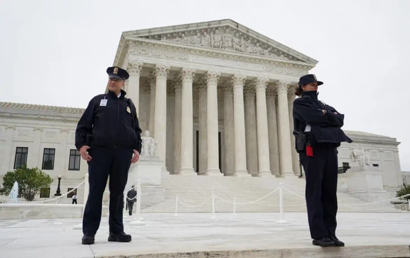 The U.S. Supreme Court building in Washington D.C., where six justices received hundreds of threatening messages from an Alaska man